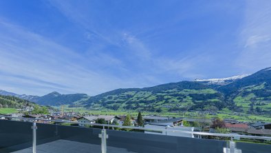 Panoramic view from the roof terrace H21