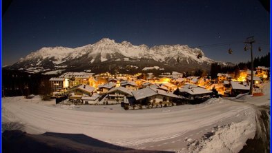 berghof-bei-Nacht