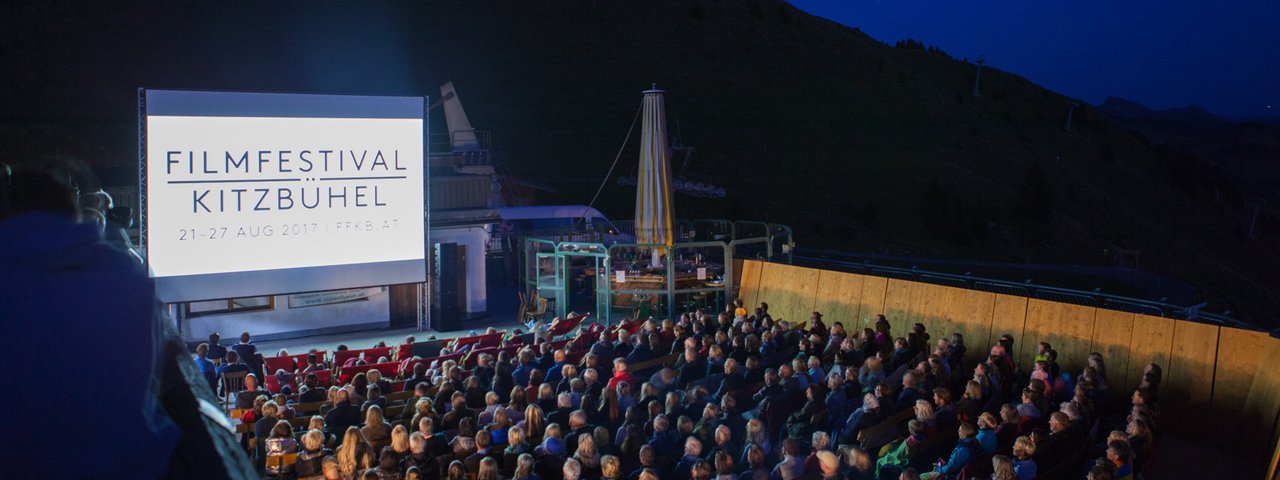 Outdoor screening atop Kitzbühel Horn Peak, © Filmfestival Kitzbühel