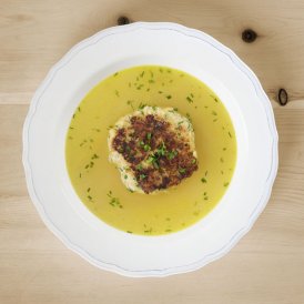 Kasspressknödel: Tirolean Cheese Dumplings, © Tirol Werbung/Ilvy Rodler