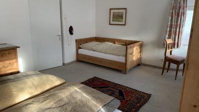 Schlafzimmer 2.2