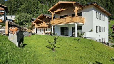 Landhaus Taxach Ried Zillertal Sommer mit Garten