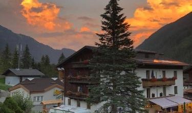 Ferienhaus Tirol, © bookingcom