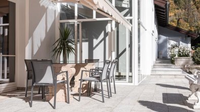 Terrasse und Wintergarten