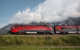 Railjet train to Tirol, © Tirol Werbung/Regina Recht