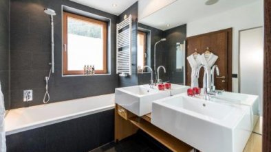 Chalet is truly spacious sophisticated of all the chalets in St Anton, © bookingcom