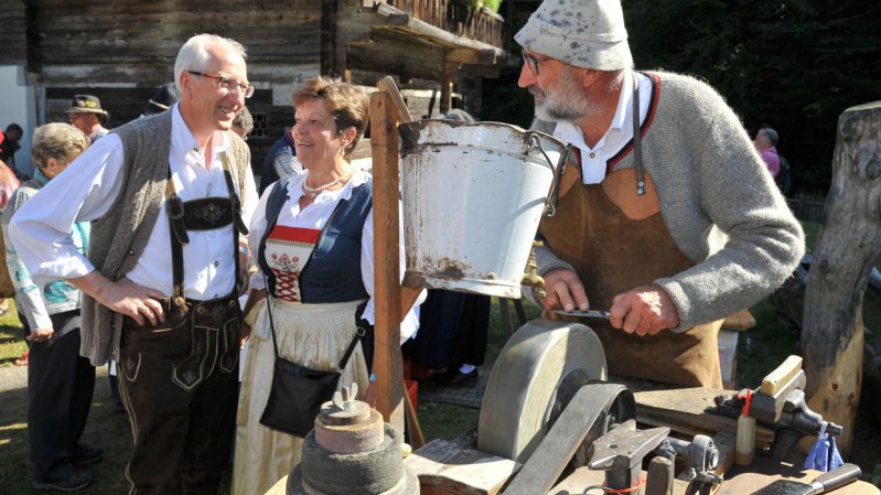 The whole family will enjoy a full day of living craft demonstrations at the Kramsach Kirchtag Parish Fair, © Grießenböck