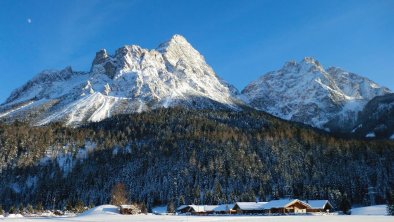 Sonnenspitze und Wamperter Schrofen im Winter, © Haus Fichtl