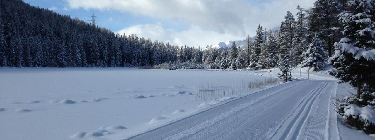 Winter hike to Schwarzer See lake, © TVB Nauders