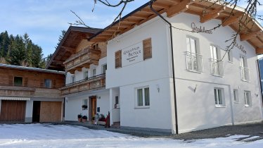 Gaestehaus-Bichler-Scheffau-Dorf-22-Karin-Bichler-