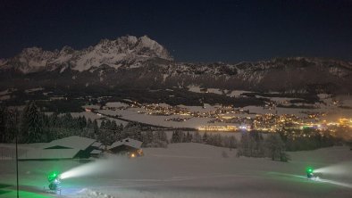 St Johann bei Nacht