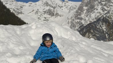 Kinder Spaß im Schnee