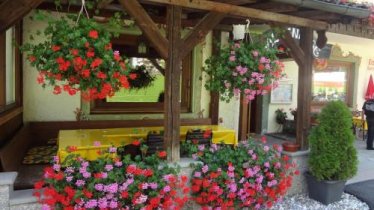 Pension Nina & Gasthof Alpenrose, © bookingcom