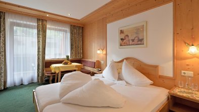 Hotel-Schwarzer-Adler-Ramsau-162-Hotelbetriebe-Unt