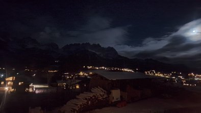 Blick vom Haus bei Vollmond