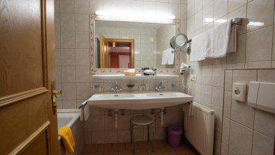 Badezimmer / WC separat