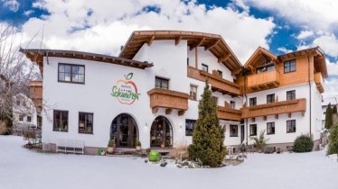 Biohotel Schweitzer Winteransicht