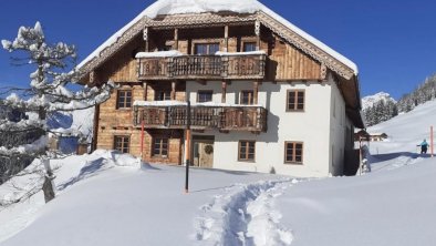 Bichlhof Kaisers Austria house view winter