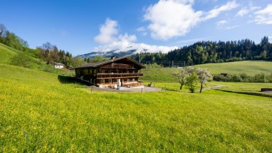 Großmutters Haus im Frühling