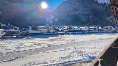 Aussicht vom Balkon zur Loipe, © Appartements Alpenrose