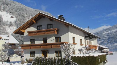 Haus Moikler im Winter