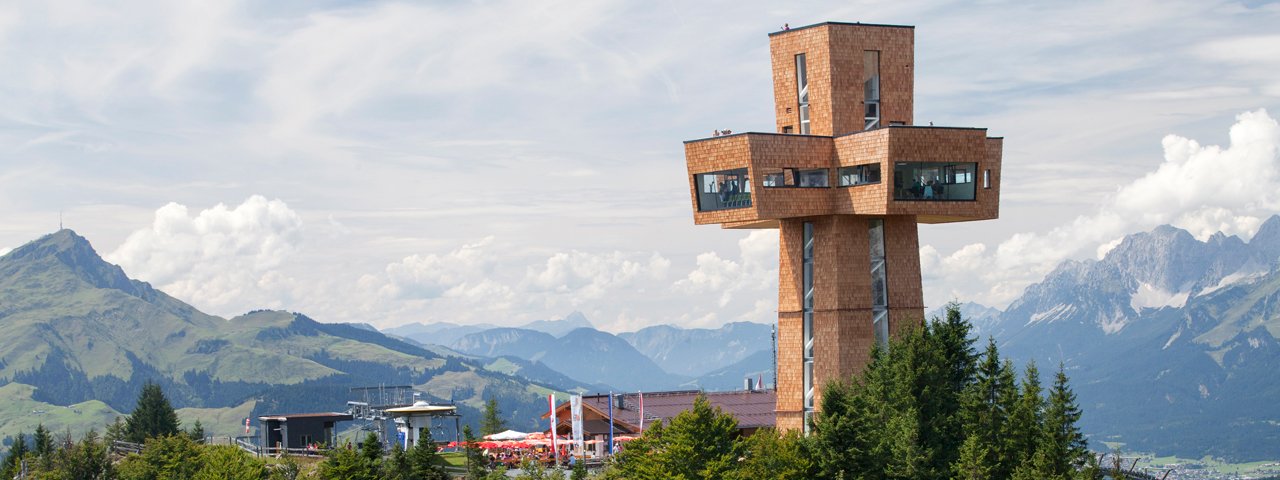 Jakobskreuz Cross atop the Summit of Buchensteinwand Mountain in Pillersee Valley, © Bergbahn Pillersee