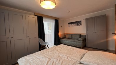 1. Schlafzimmer Seitenansicht