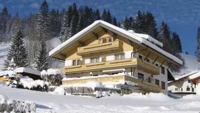 Haus Waldrand Winter