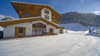 Haus Alpenblick Winter, © Hierzer