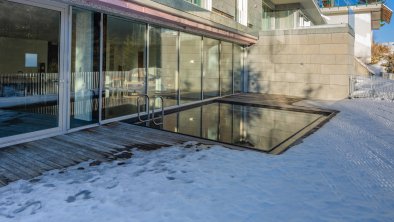 Outdoor pool, © Bernhard Gruber Photography