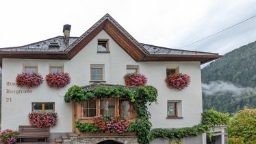 Sommerbild_Haus_Bergfriede