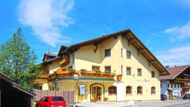 Hotel Alpin im Sommer