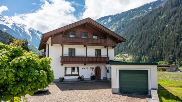 Landhaus Tyrol aussen 1