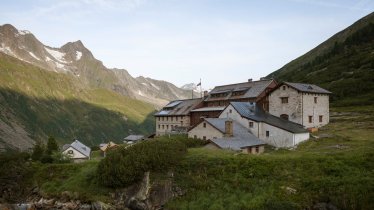 The Berliner Hütte hut in the Zillertal Valley, © Tirol Werbung/Jens Schwarz