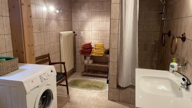 Badezimmer unten.