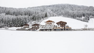 Kartnaller_Haus_Winter2