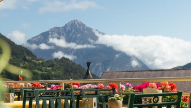 2022_pitztalerhof_sommer_terrasse_west-7985