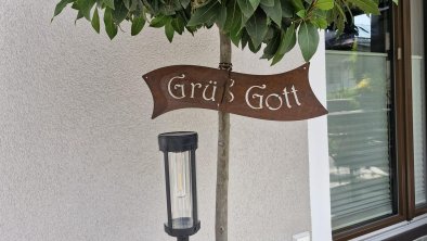 Grüß Gott