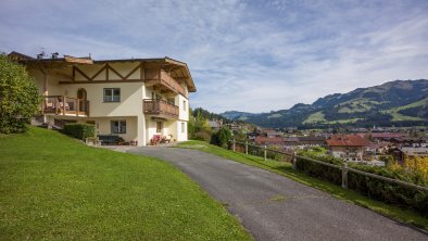 Haus_Krimbacher_Hoelzlwinkl_16_Kirchberg_Haus_auss