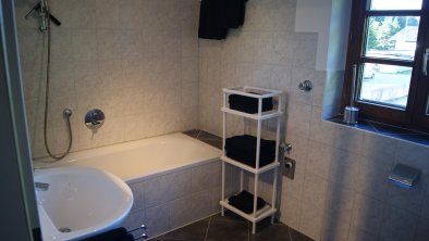 Schlossberbglick_gross_Badezimmer