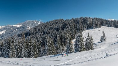 Auffach Winter Panorama Mittelstation. Rechte Wild