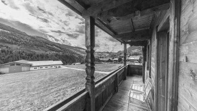 Moaeben Alpbach. Wohnung Panorama Balkonblick, © glophoto