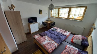 Schlafzimmer 2