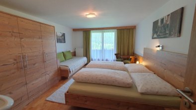 Schlafzimmer Top 2