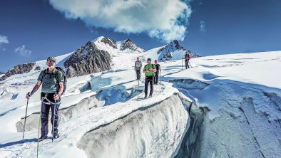 hochtour-wildspitze-am-taschachferner-AIupscale_TV