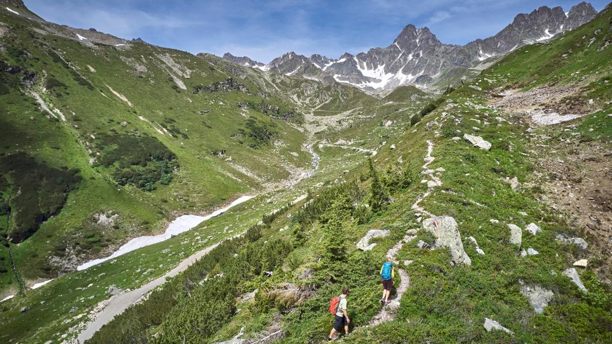 Anyone who considers themselves a serious hiker should definitely take on the Paznaun High Trail. THis 120km hike comprises nine stages and 11,000 vertical metres. Each stage can be accessed from the valley, giving walkers the option of completing one, several or all of the stages in one go., © TVB Paznaun - Ischgl