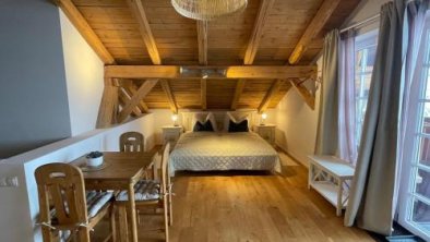 Lindennest - romantic lime loft, © bookingcom