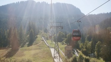 The Hahnenkammbahn cable car in Kitzbühel, © Tirol Werbung/Jens Schwarz