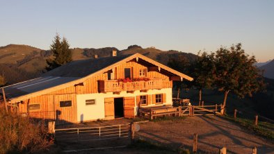 Unsere Alm im Sonnenuntergang