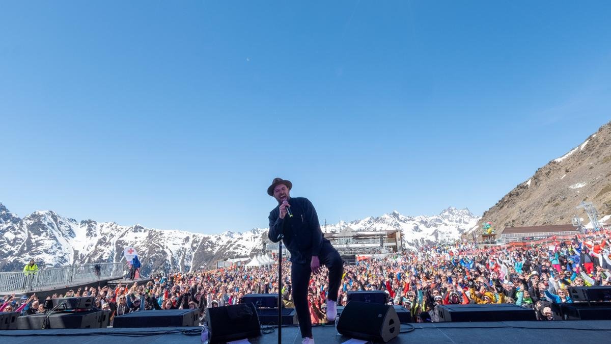 The surrounding Silvretta Arena Ischgl draws international stars and celebrities every year., © TVB Paznaun - Ischgl